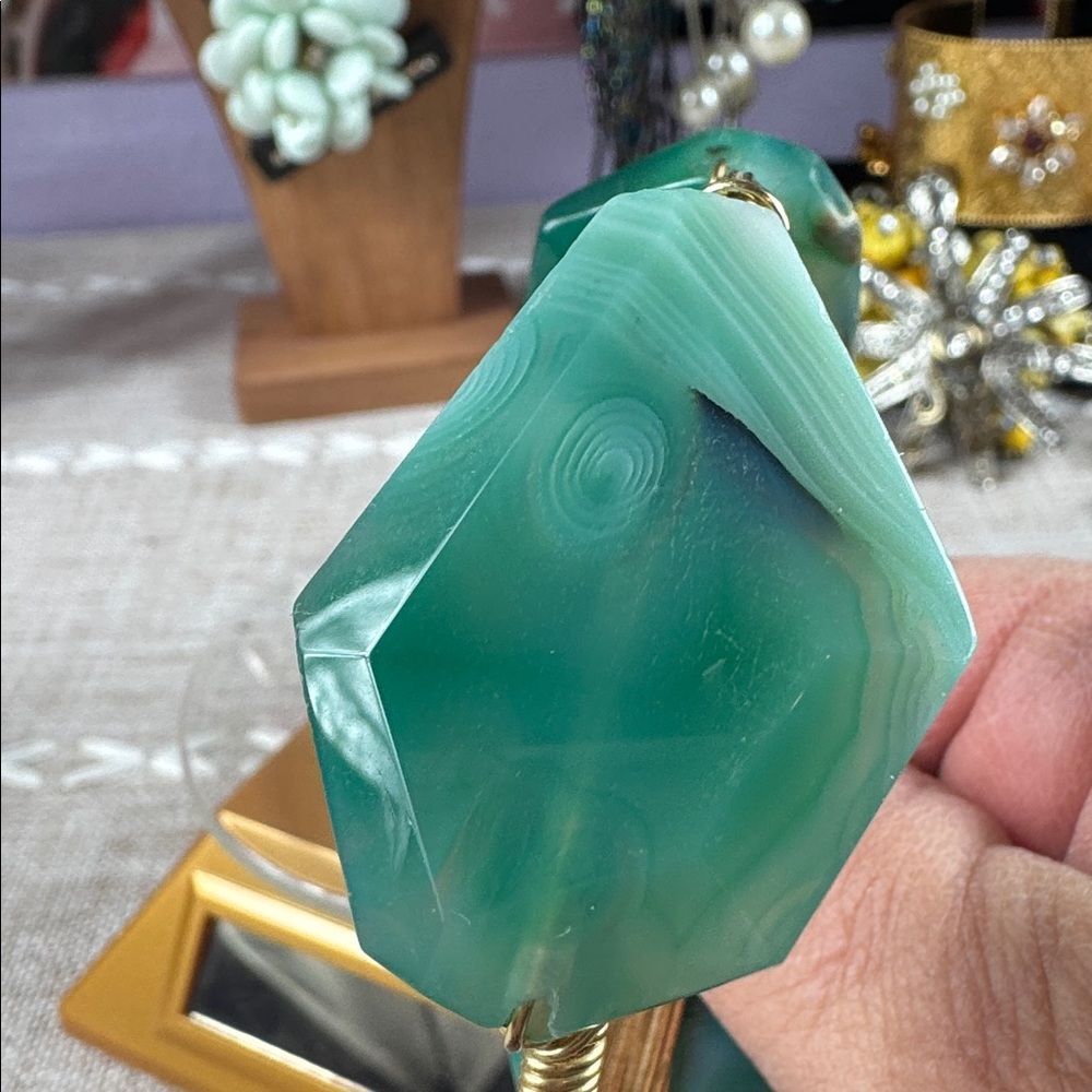 Bourbon & Bow ties Stone Bracelet - Picture 7 of 8